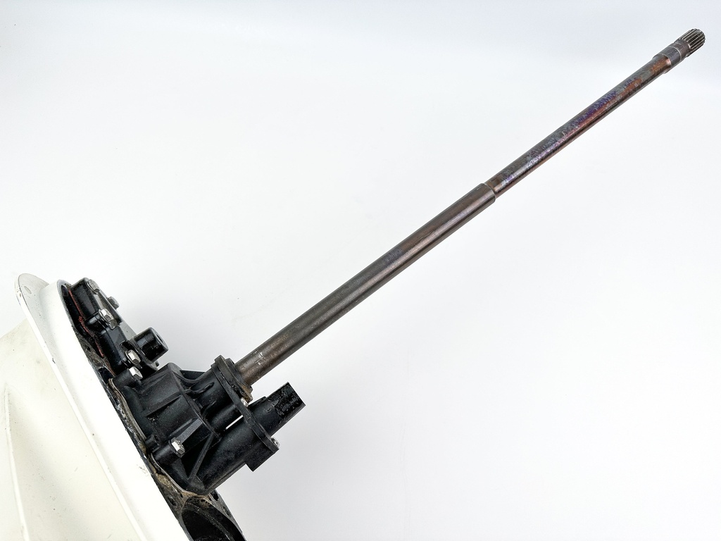 2005 Evinrude 115 HP 2 Stroke Outboard 25" Lower Unit Gear Case 5005547 OEM