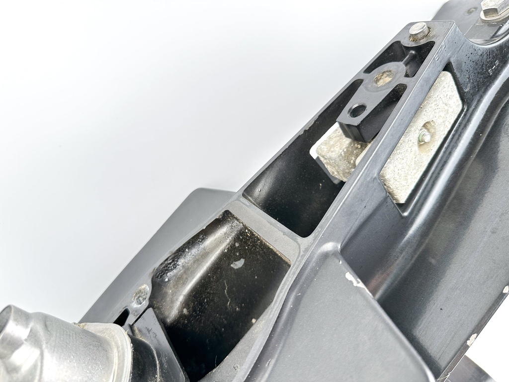 1995 Mercury 120HP Force 2 Stroke Outboard 25" Lower Unit Gear Case 9011G42