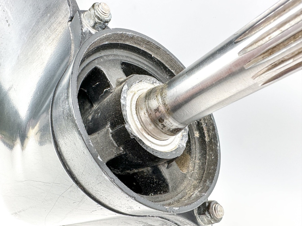 1995 Mercury 120HP Force 2 Stroke Outboard 25" Lower Unit Gear Case 9011G42