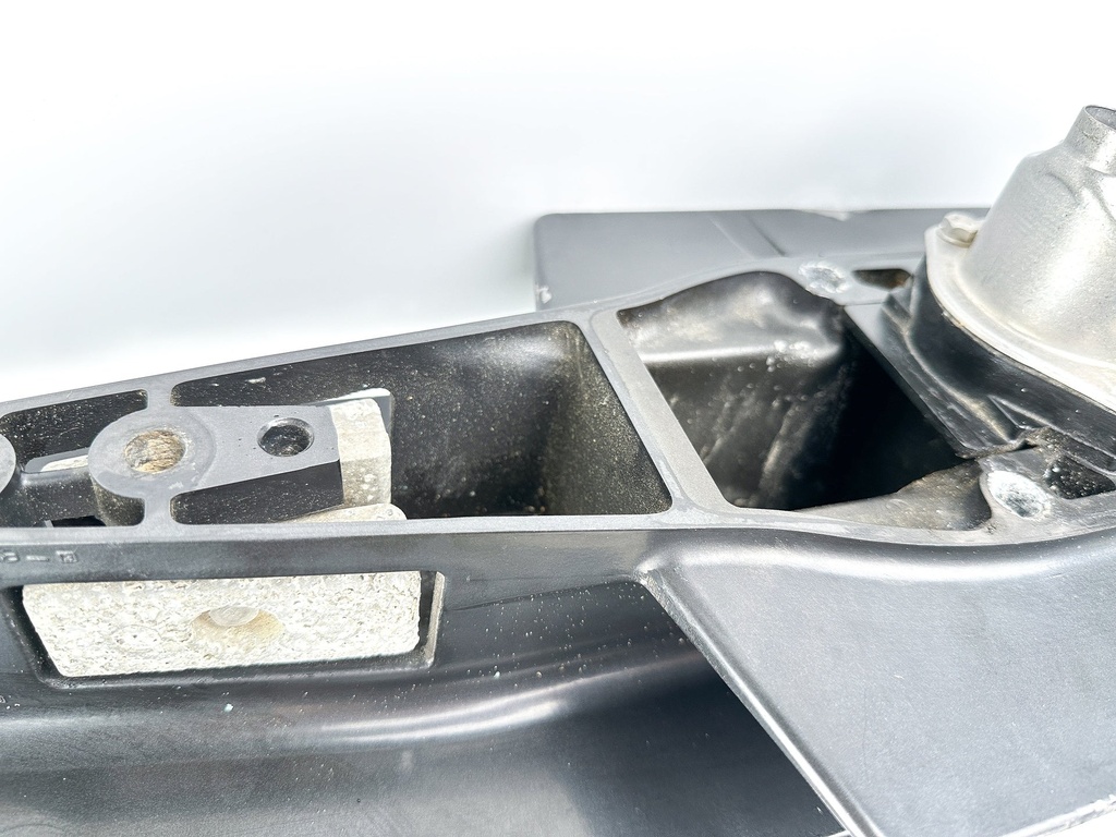 1995 Mercury 120HP Force 2 Stroke Outboard 25" Lower Unit Gear Case 9011G42