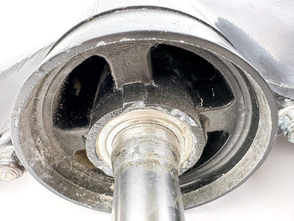 1995 Mercury 120HP Force 2 Stroke Outboard 25" Lower Unit Gear Case 9011G42