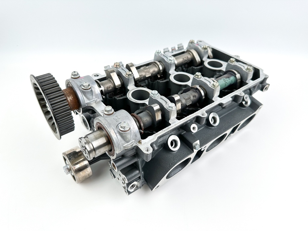 2012 Yamaha 300 HP 4 Stroke Outboard Port Cylinder Head 6CE-W009C-00-9S OEM