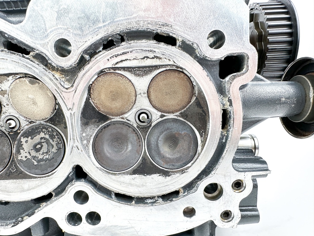 2012 Yamaha 300 HP 4 Stroke Outboard Port Cylinder Head 6CE-W009C-00-9S OEM