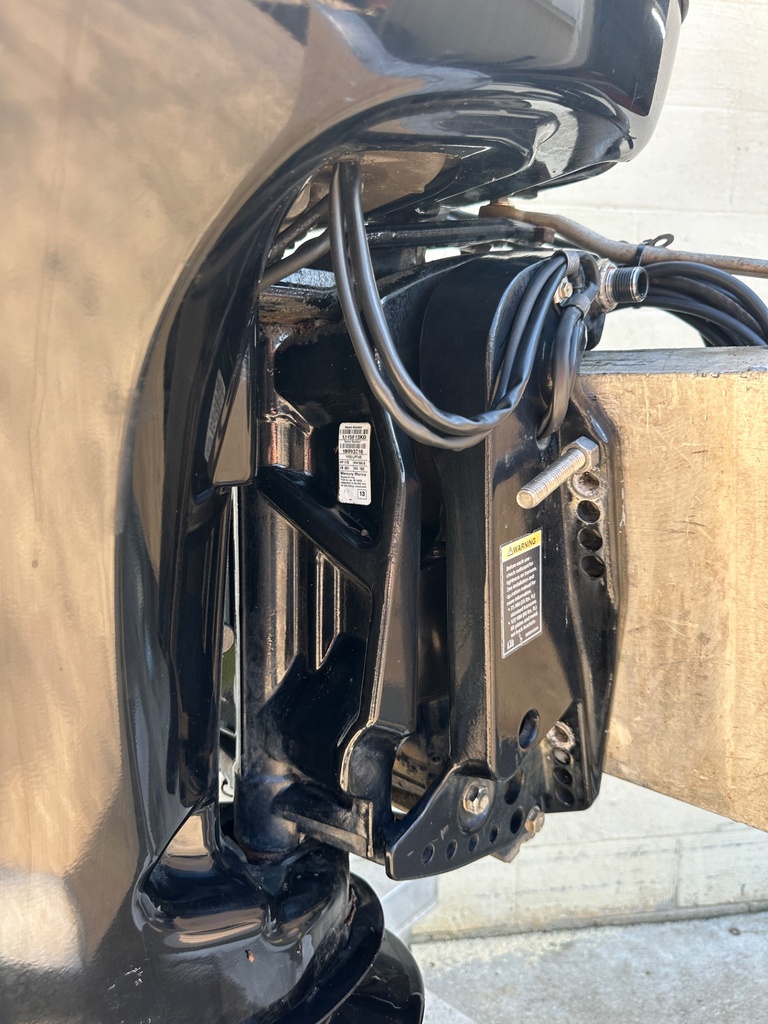 2013 Mercury 115HP 4 Stroke Outboard Engine 20" Long Shaft - Good Condition