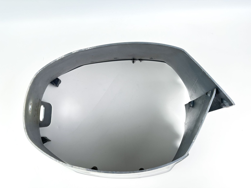 2005 Yamaha 150 HP 4 Stroke Outboard Lower Apron Cover 63P-42741-00-8D OEM