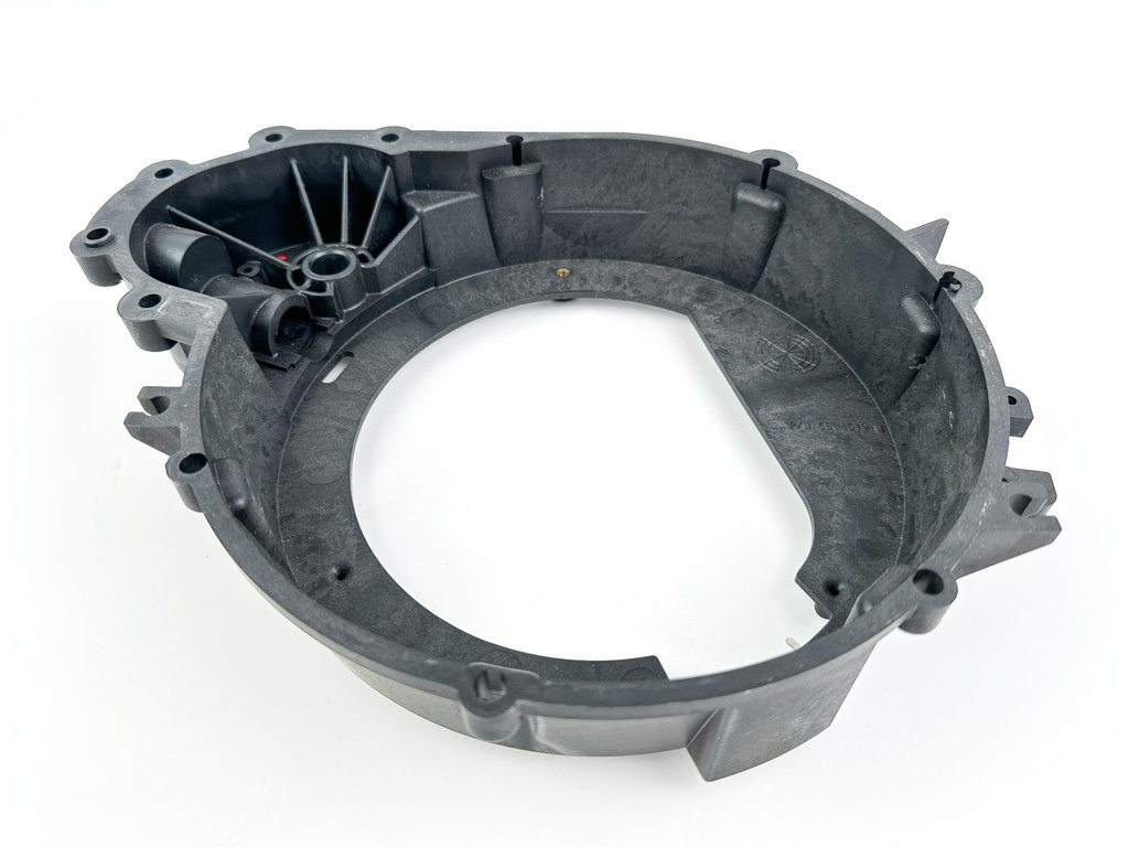 2005 Evinrude 115 HP 2 Stroke Outboard Flywheel Cover 5004519 OEM