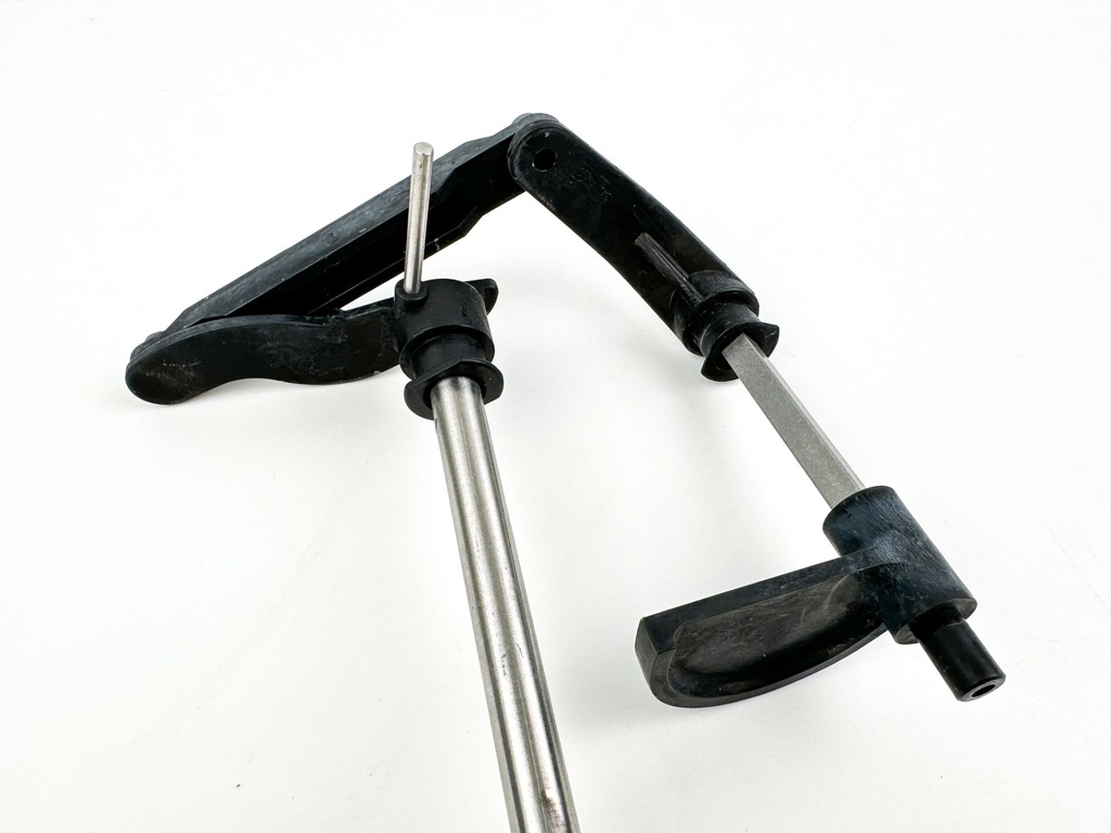 2005 Evinrude 115 HP 2 Stroke Outboard Flywheel Cover 5004519 OEM