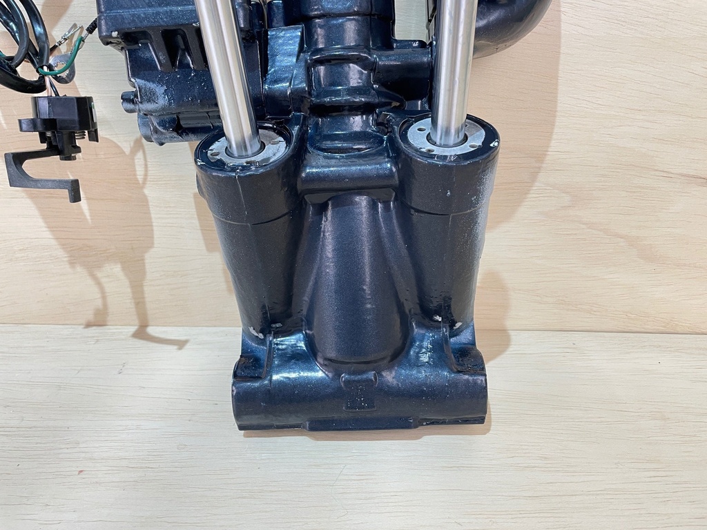 2000 Evinrude Ficht 175HP Power Trim & Tilt Assembly 5005113 0439934