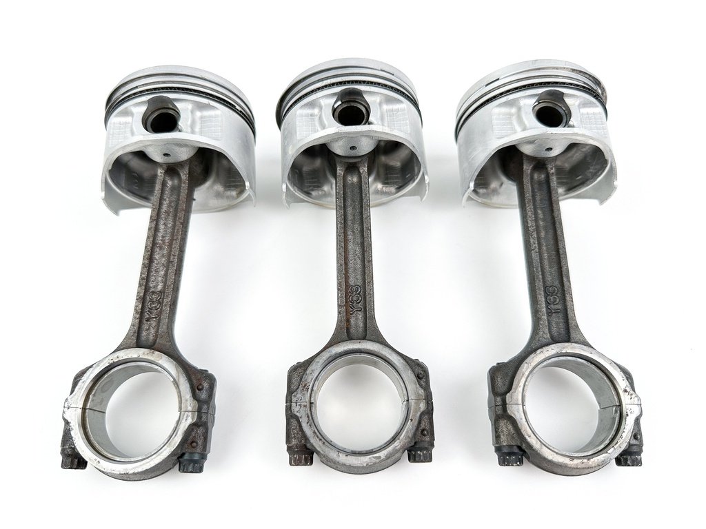 2002 Yamaha 60HP 4 Stroke Outboard Piston & Connecting Rod Assembly Set 3 62Y-11650-10-00