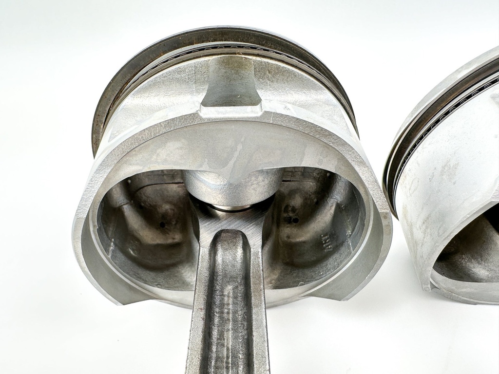 2003 Yamaha 80HP 4 Stroke Outboard Piston & Connecting Rod Set 6D8-W1164-00-00