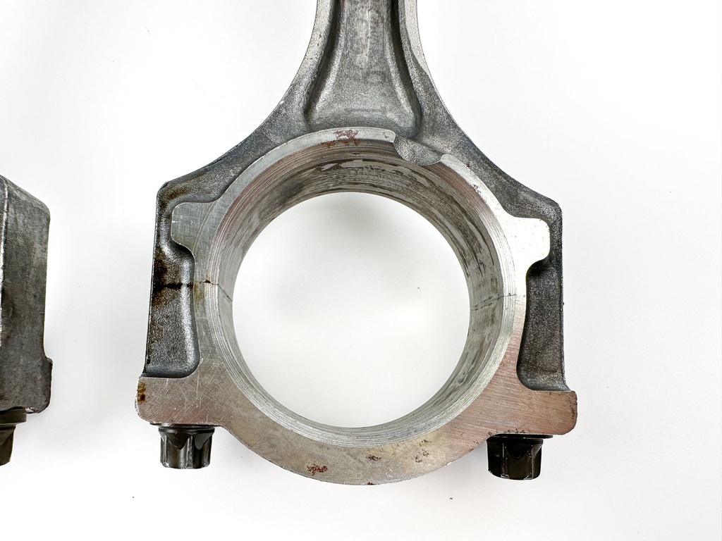 2003 Yamaha 80HP 4 Stroke Outboard Piston & Connecting Rod Set 6D8-W1164-00-00