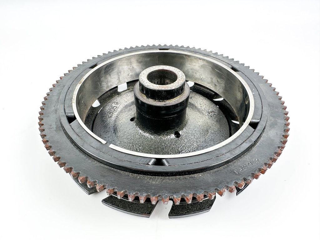 2003 Mercury 150HP Outboard Engine 2 Stroke Flywheel Assembly 828272T67