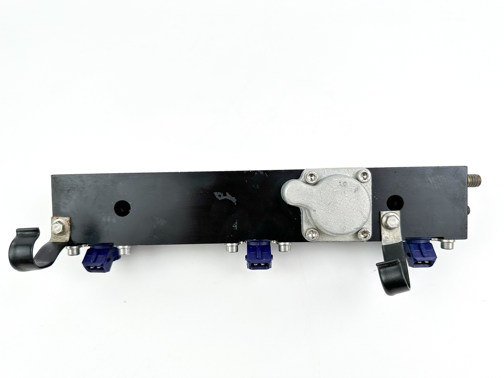 1999 Mercury 150HP 2 Stroke Starboard Fuel Rail With Injectors 804512