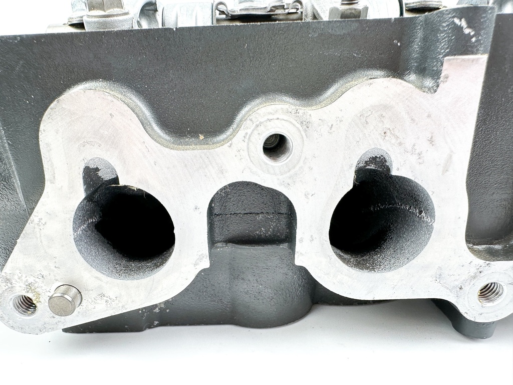 2007 Yamaha 60HP 4 Stroke Outboard Cylinder Head Assembly 6C5-W009A-11-1S PARTS