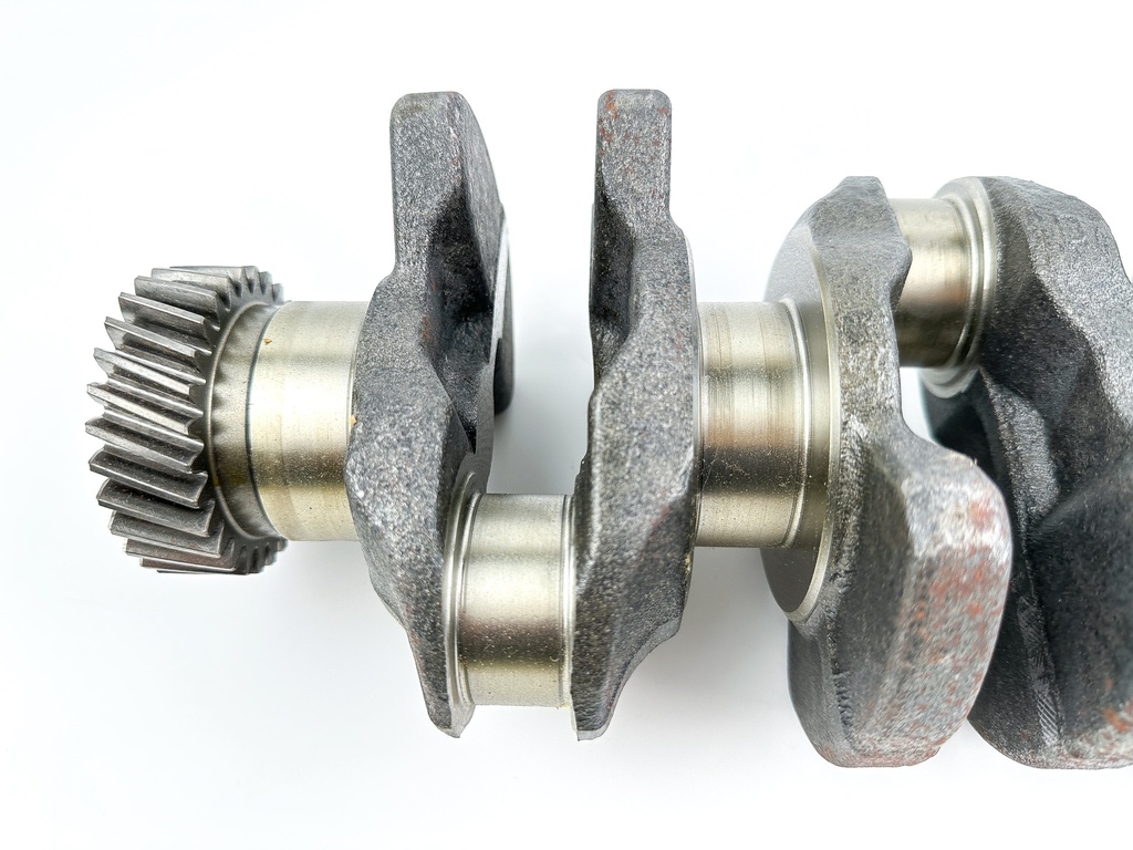 2005 Suzuki 90HP 4 Stroke Outboard Crankshaft Assembly 12220-92J00