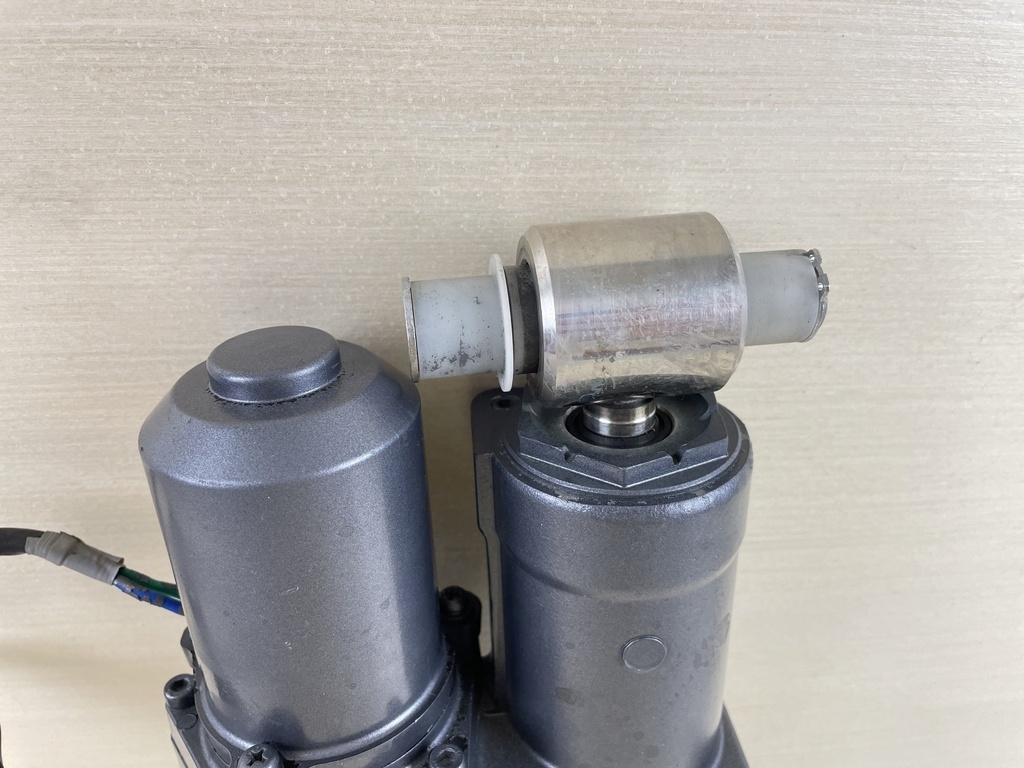 2007 Yamaha 60HP Outboard Power Trim Tilt Unit Assembly 6C5-43800-01-8D  