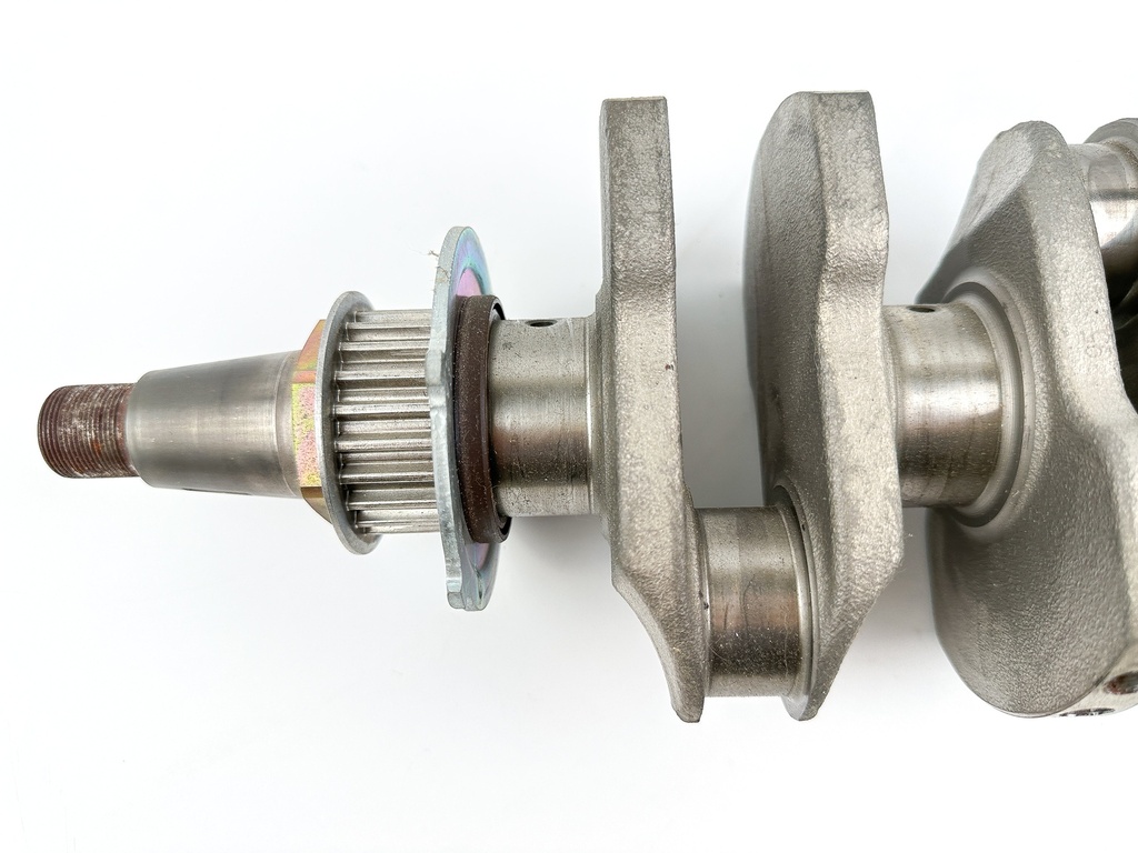 2003 Yamaha 115HP Outboard Engine Crankshaft Assembly 68V-11411-01-00