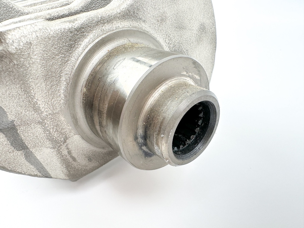 2003 Yamaha 115HP Outboard Engine Crankshaft Assembly 68V-11411-01-00