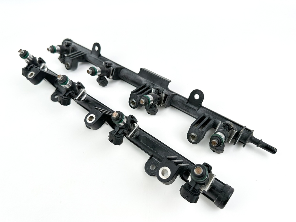 2012 Yamaha F350 350HP 4 Stroke Outboard Fuel Injector Set With Rails 6AW-13160-10-00