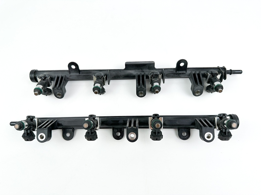 2012 Yamaha F350 350HP 4 Stroke Outboard Fuel Injector Set With Rails 6AW-13160-10-00