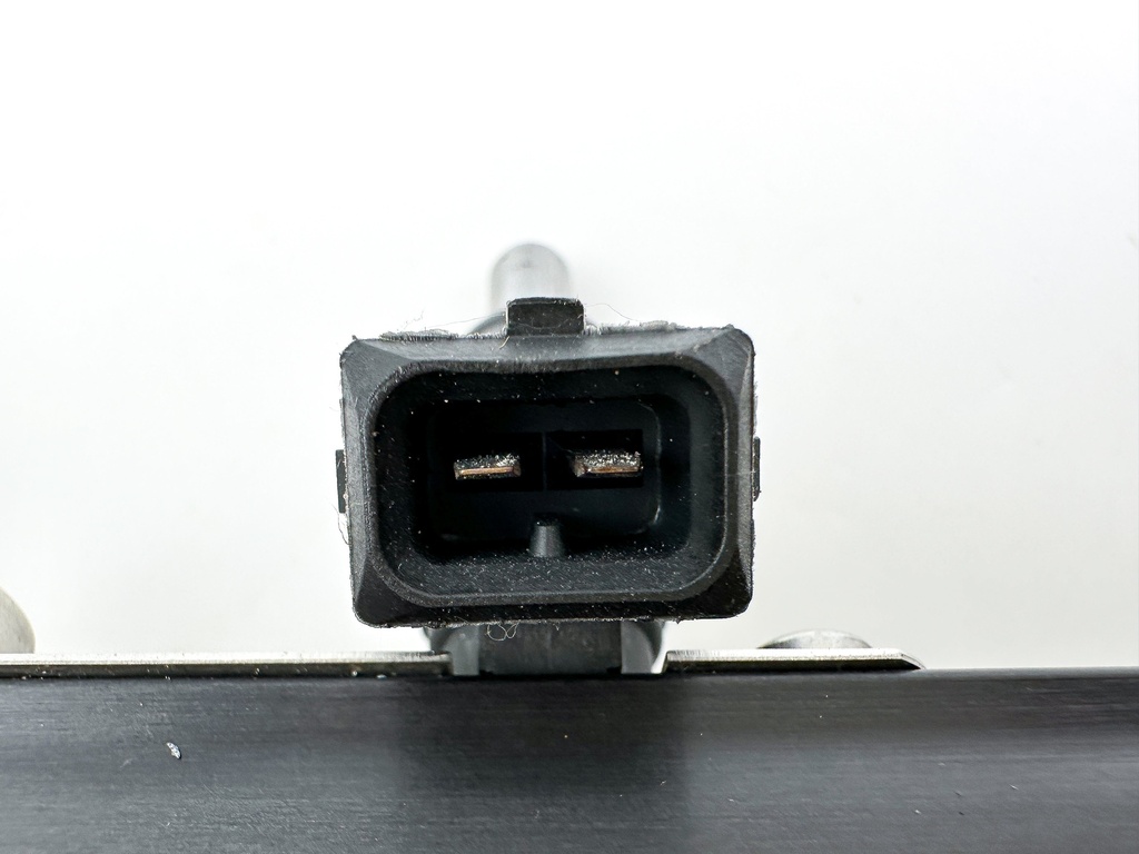 Mercury 135 150 175 200 HP L4 Verado Fuel Injector Set With Rail 892811T02