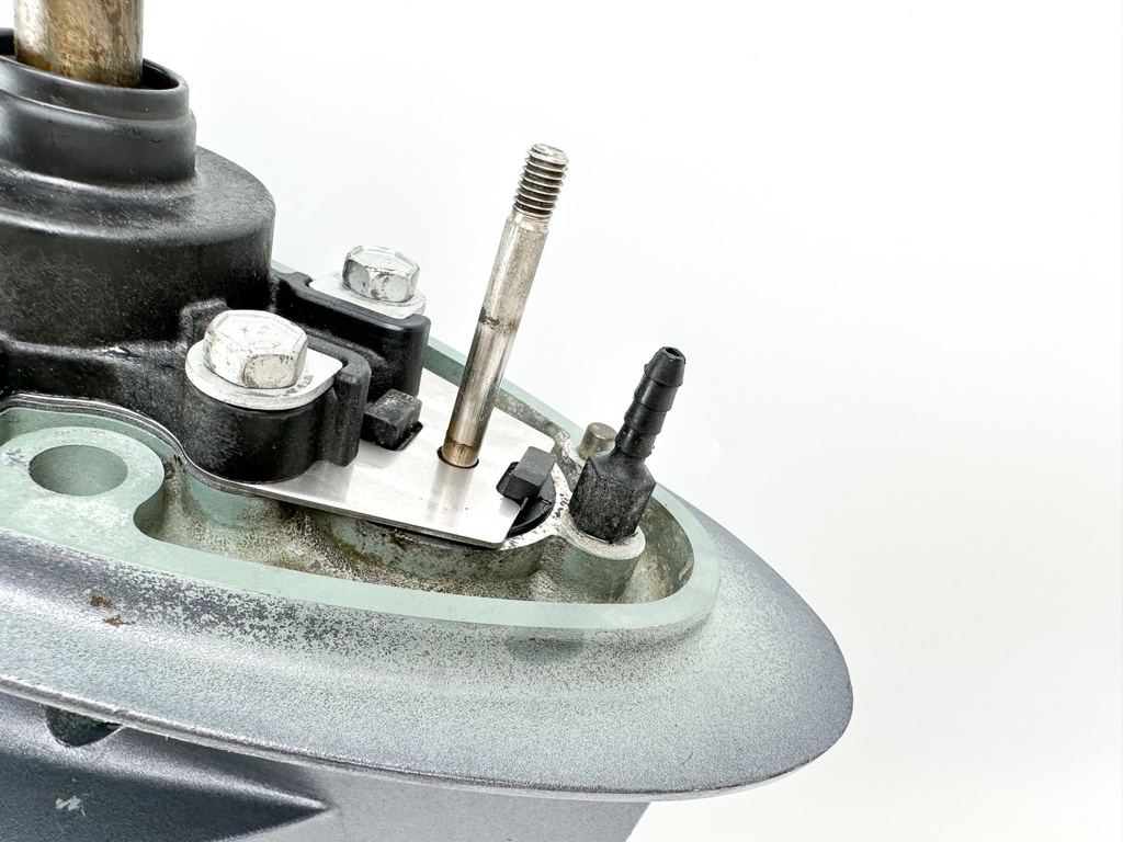 00-08 Yamaha 40HP 4 Stroke Outboard 20" Long Lower Unit Gear Case RH 67C-45300-10-4D