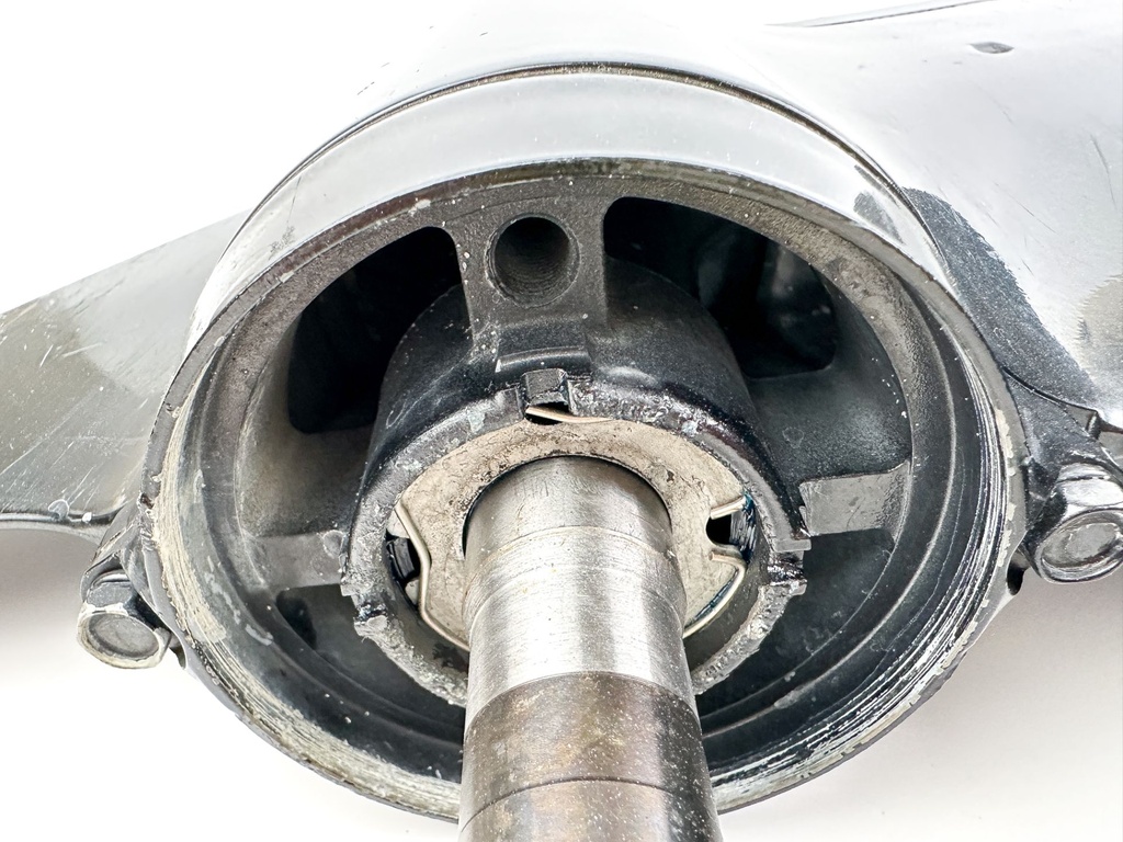 2001 - 2006 Suzuki DF 90 115 HP 4 Stroke 20" Long Lower Unit Gear Case