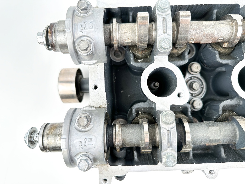 Yamaha 225 250 300 HP 4.2L Port Cylinder Head 6CE-W009C-00-9S