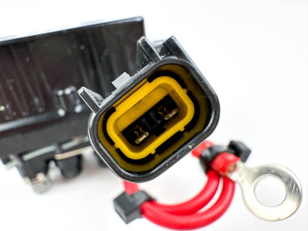 2000 Yamaha 115 HP 4 Stroke Outboard Trim Tilt Relay 68V-8195B-00-00 OEM