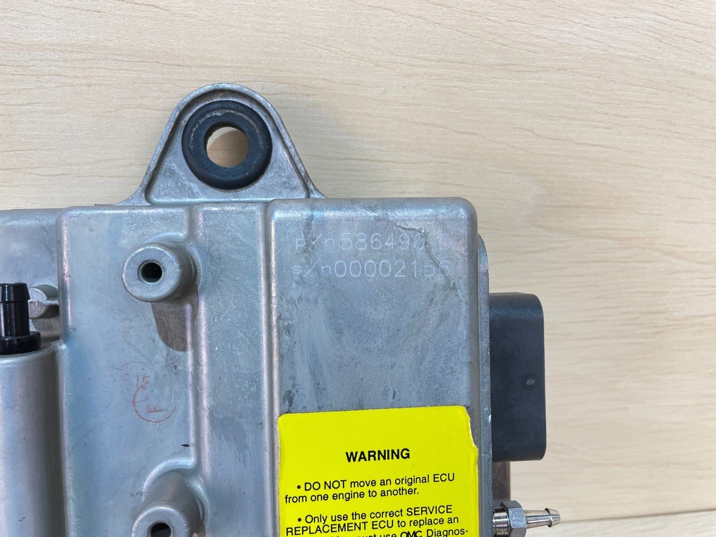 2000 Evinrude Ficht 175HP EMM With Matching Injectors Computer 586496