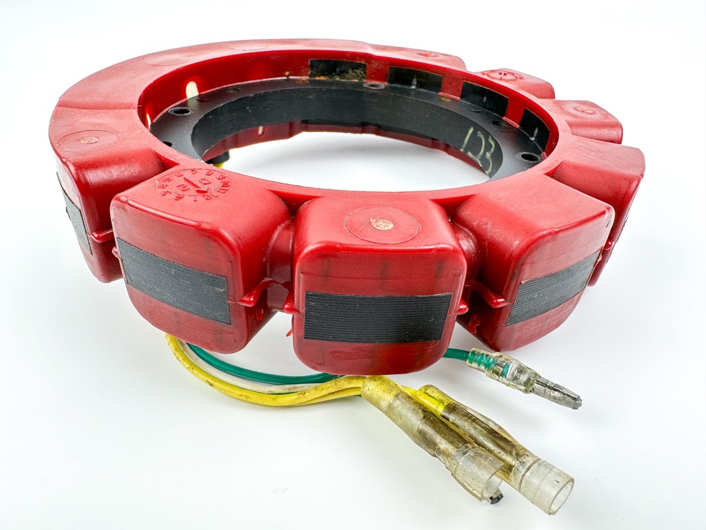 2003 Mercury 90 HP 2 Stroke Outboard Stator Assembly 832075A4 OEM