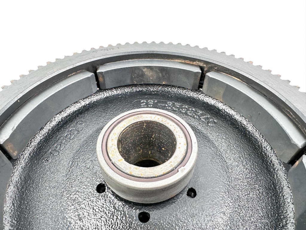 2003 Mercury 90 HP 2 Stroke Outboard Flywheel 878226T10 OEM