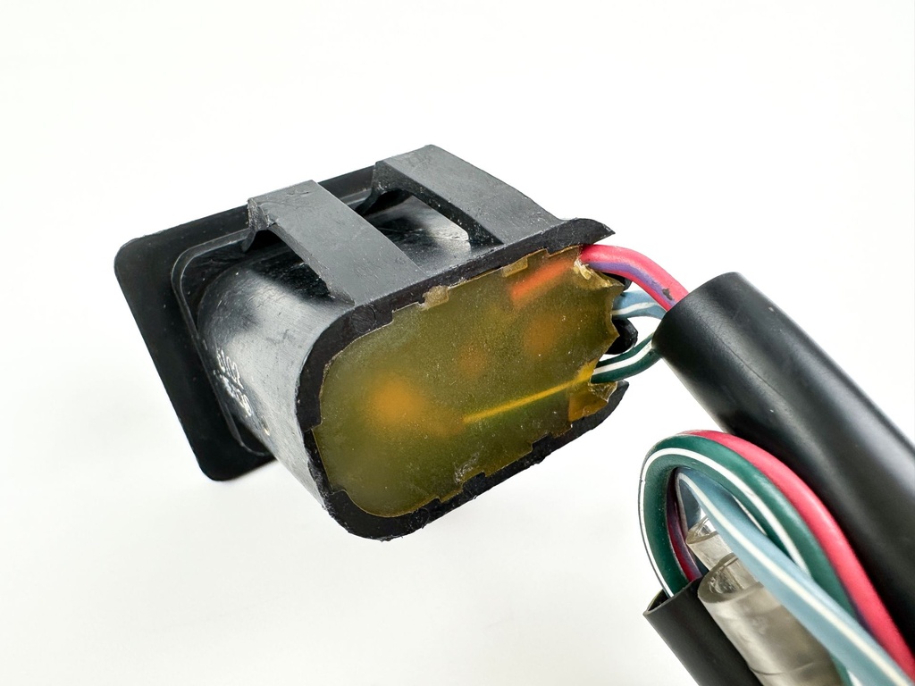 2003 Mercury 90 HP 2 Stroke Outboard Trim Switch 856990 OEM