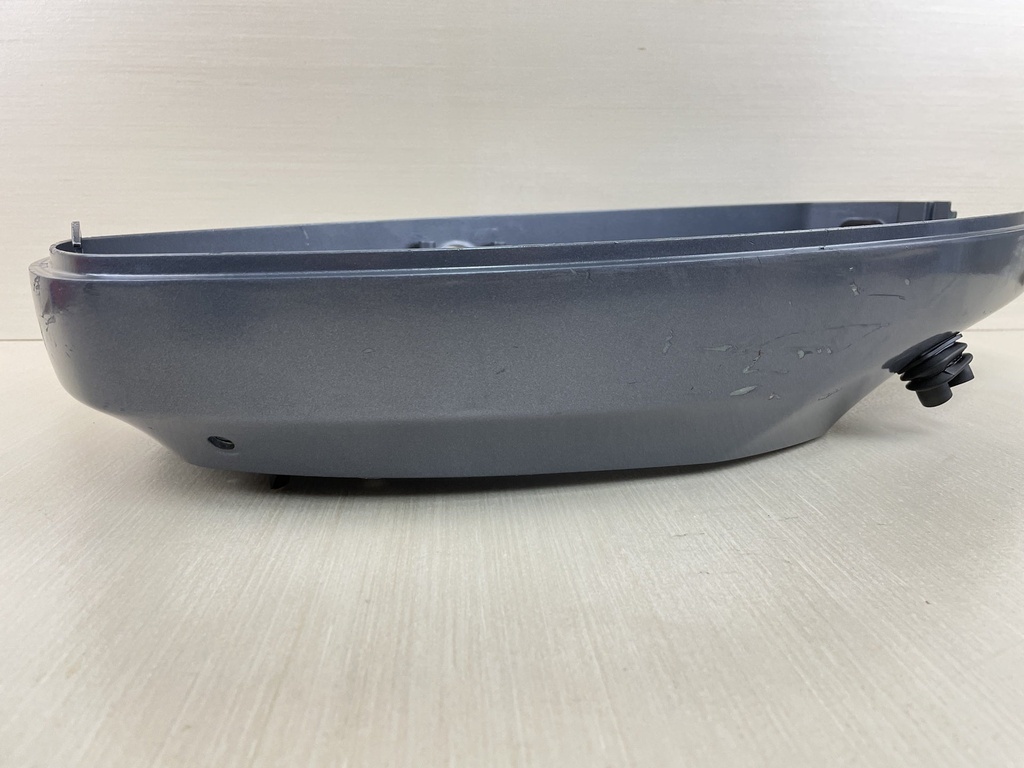 2004 Yamaha 40HP F40 Outboard Bottom Cowling Pan Assembly 67C-42710-12-4D