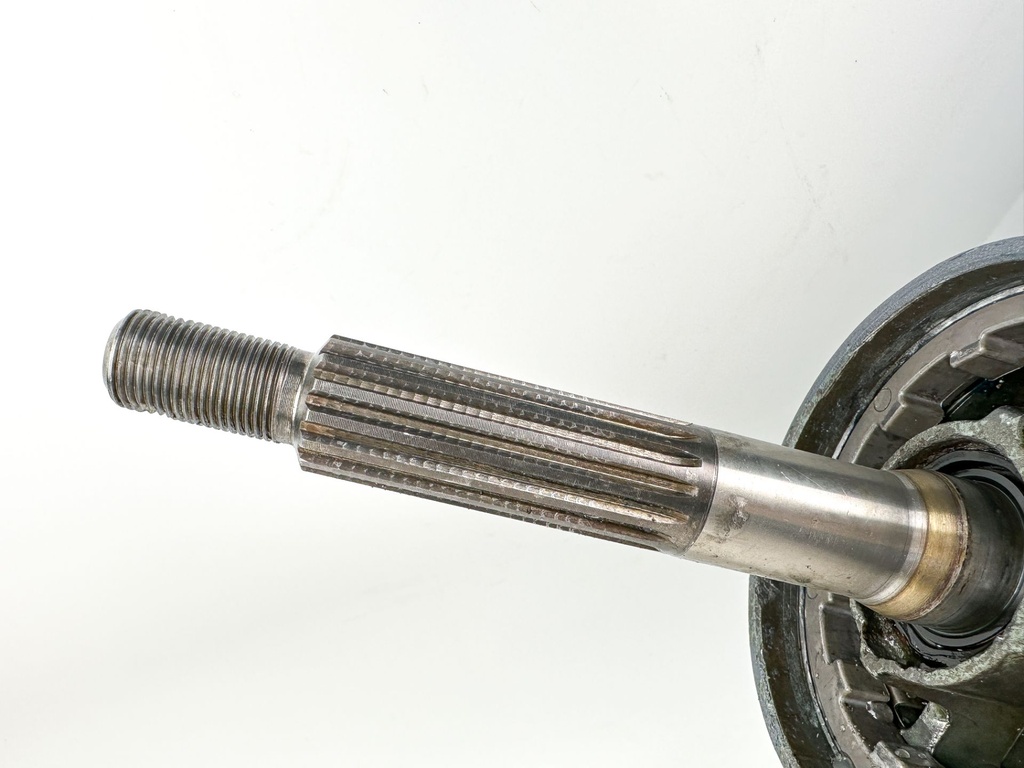 Yamaha 150 175 200 HP 2 Stroke Outboard 25" XL Lower Unit Gear Case Counter