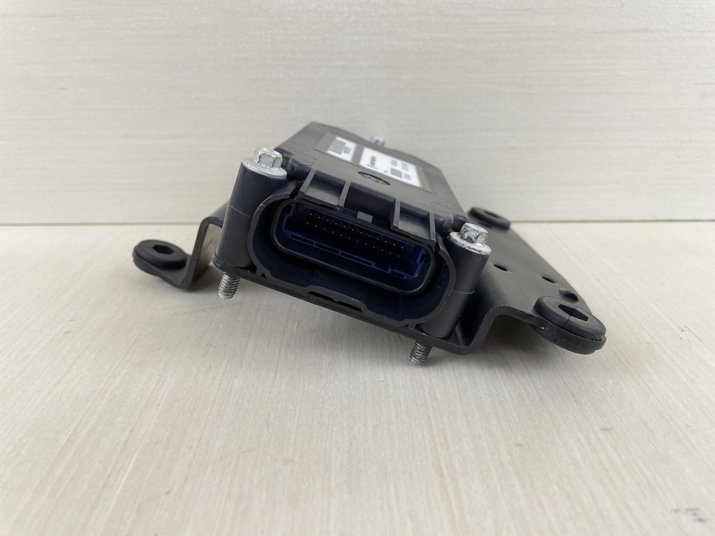 2004 Yamaha 40HP 4 Stroke Outboard CDI C.D.I Unit Assembly Computer 67C-85540-01-00  