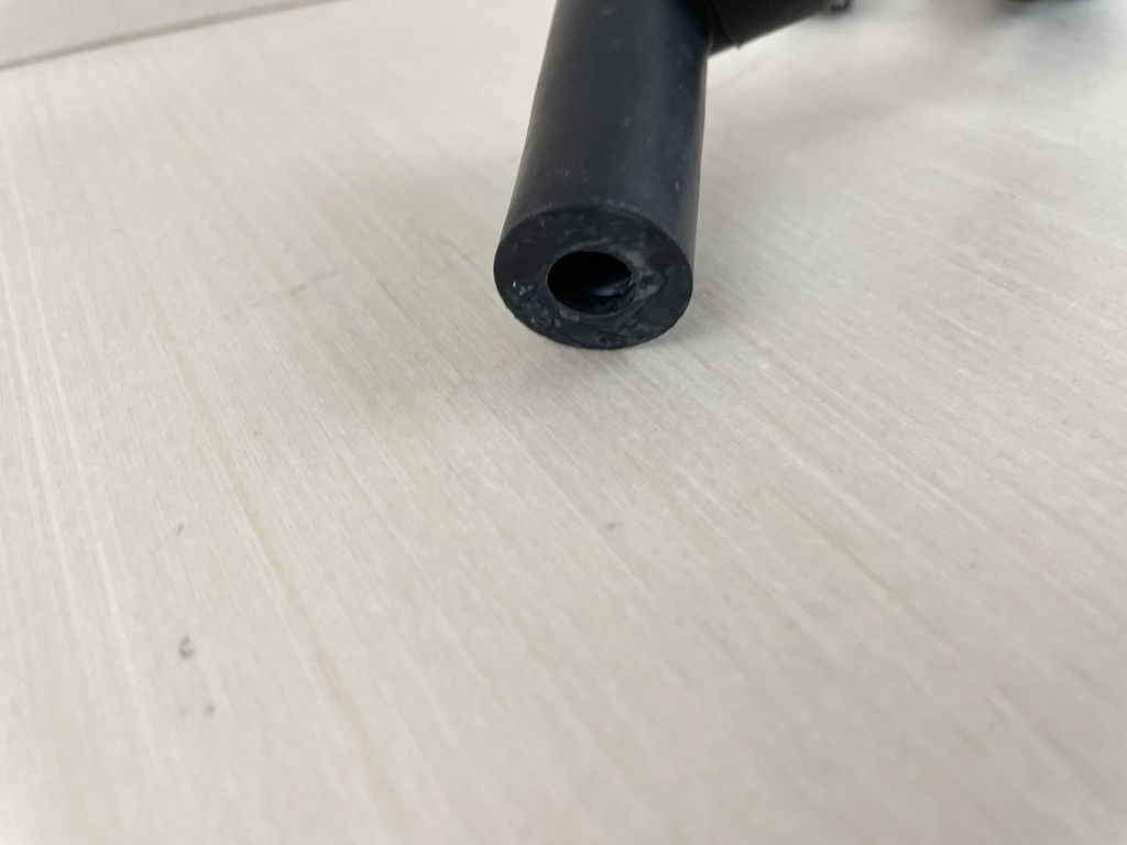 2004 Yamaha 40HP F40 4 Stroke Outboard Ignition Coil & Wire 67C-85570-00-00