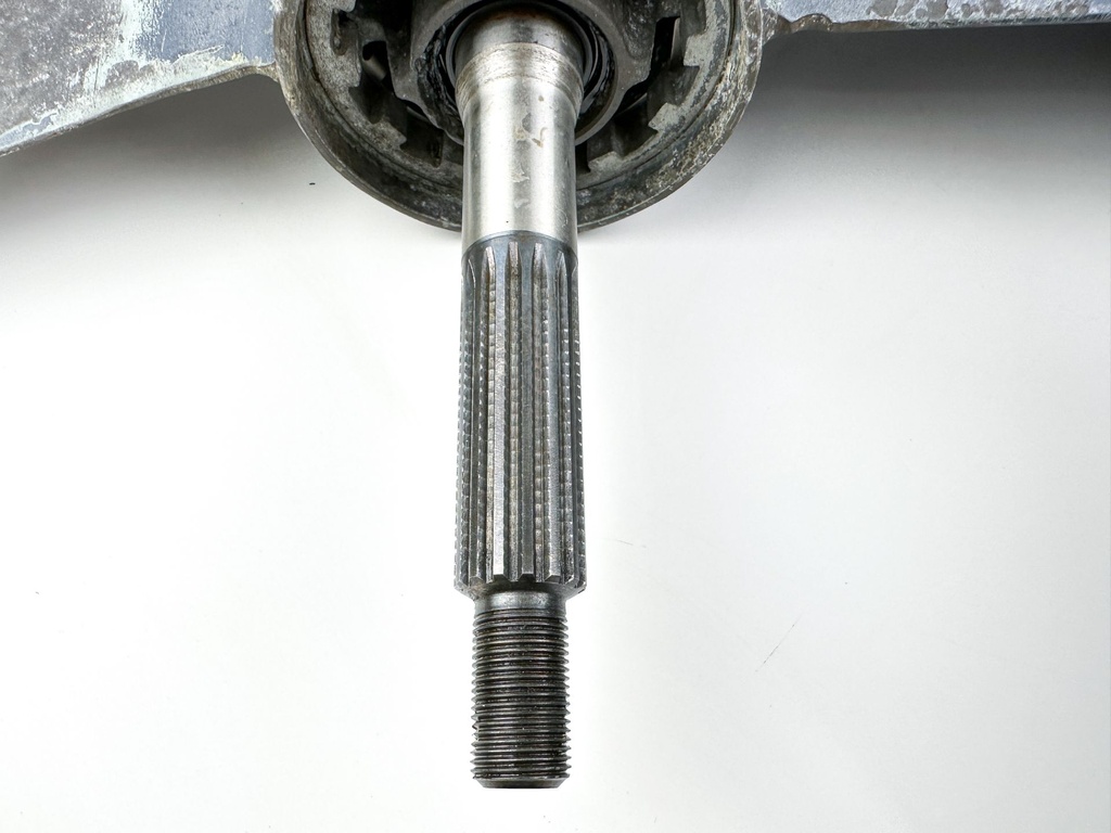 84-2009 Yamaha 115 130 140 HP 2 Stroke Outboard 25" XL Lower Unit Gear Case