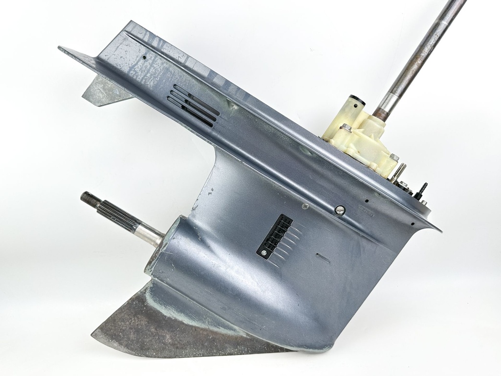 84-2009 Yamaha 115 130 140 HP 2 Stroke Outboard 25" XL Lower Unit Gear Case