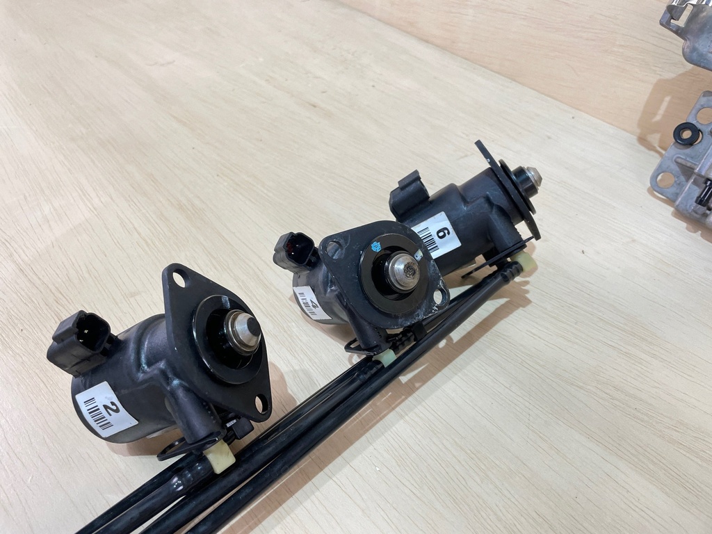 2000 Evinrude Ficht 175HP EMM With Matching Injectors Computer 586496