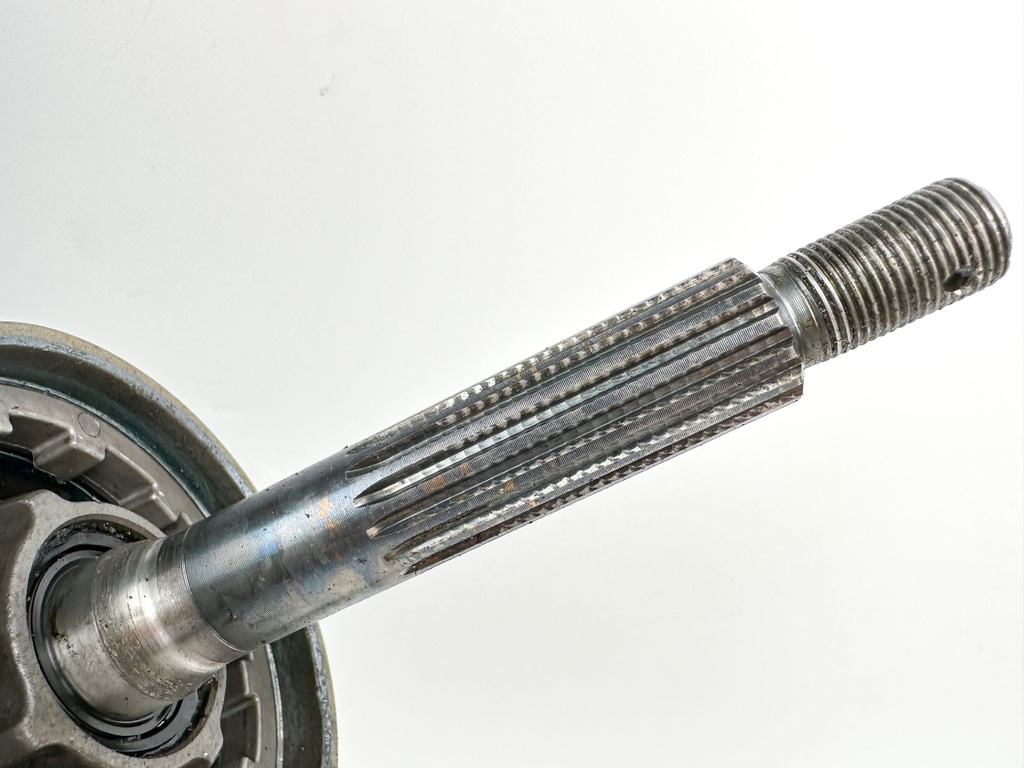 1998 Yamaha 150HP Outboard 2 Stroke XL Lower Unit Gear Case