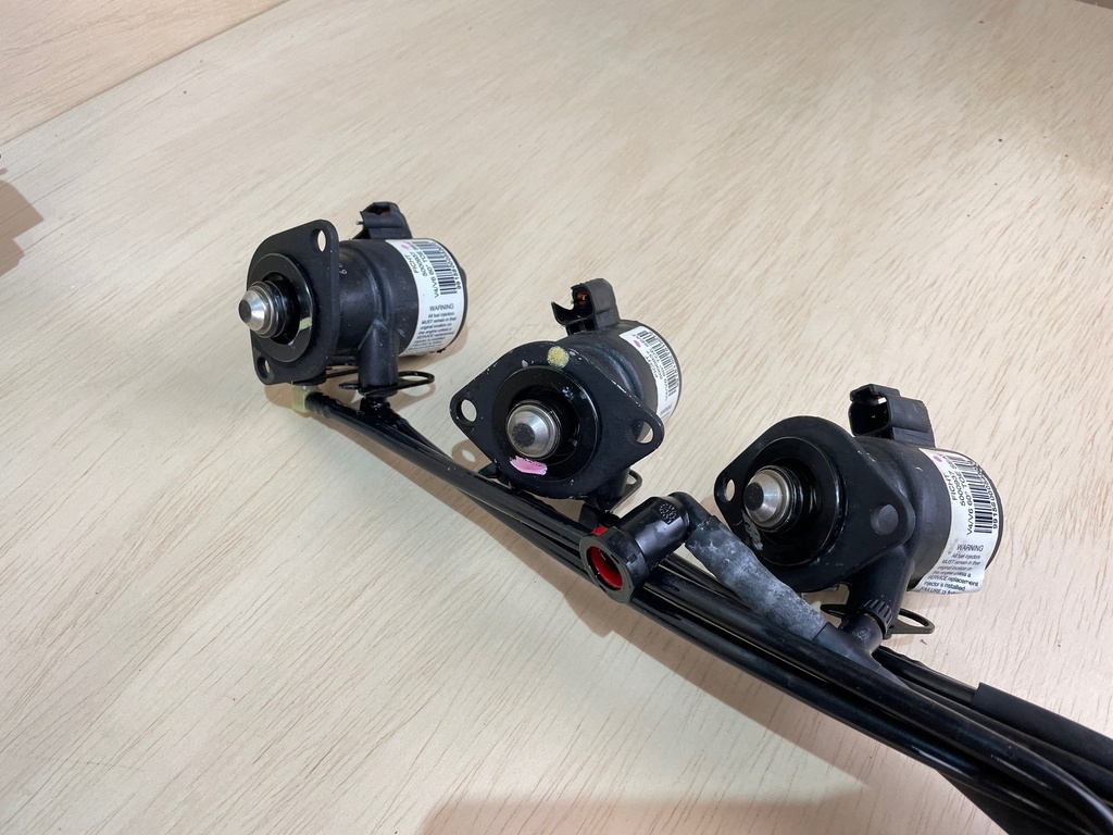 2000 Evinrude Ficht 175HP EMM With Matching Injectors Computer 586496