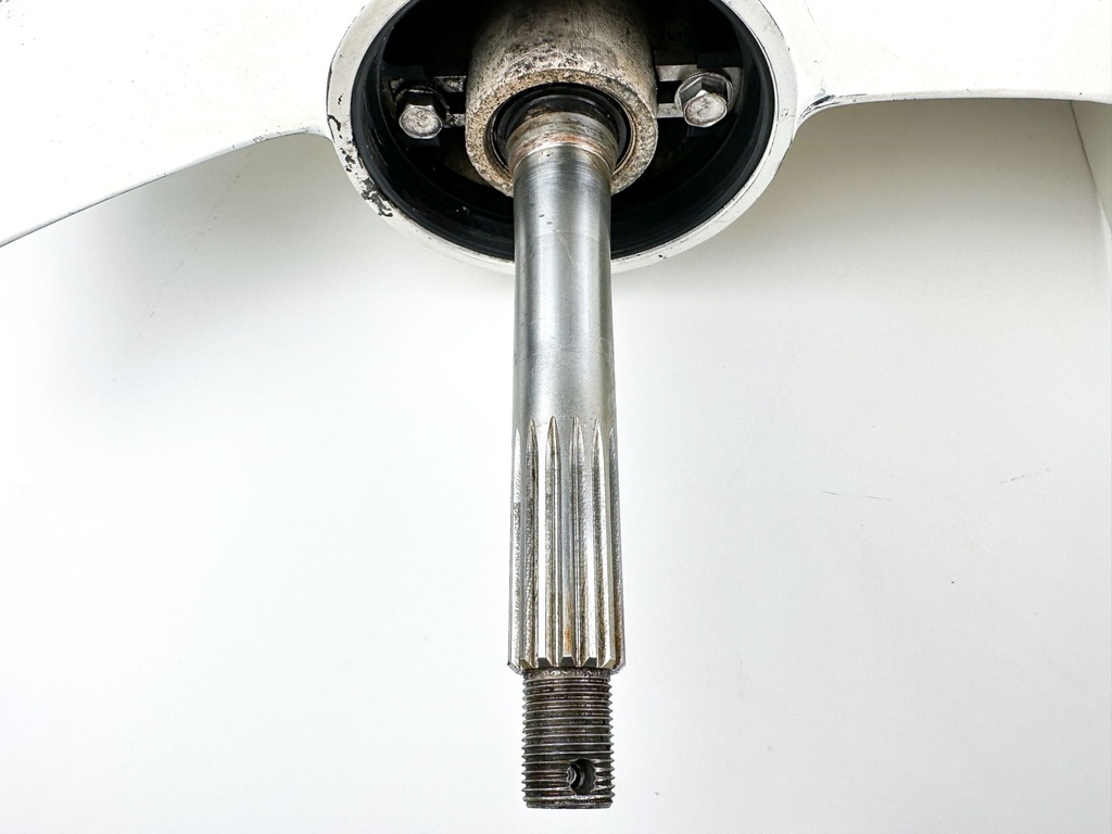 2008 Evinrude 250HP 2 Stroke Etec 25" XL Magnum 1 M1 Lower Unit 5007669