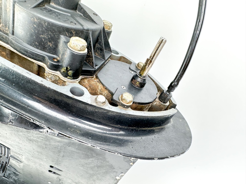 Suzuki 150 175 HP 4 Stroke Outboard 25" XL Lower Unit Gear Case 50040-96838-Y5S