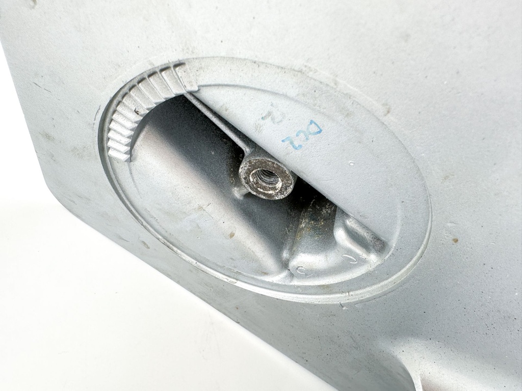 Honda BF 135 150HP 4 Stroke Outboard XL Lower Unit Gear Case - LH Counter