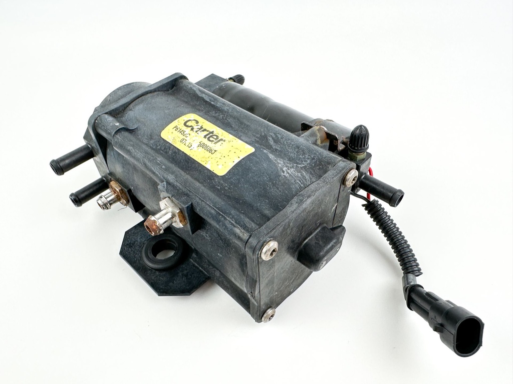 2008 Evinrude 250 HP 2 Stroke Etec Vapor Separator Tank VST 5006063 OEM