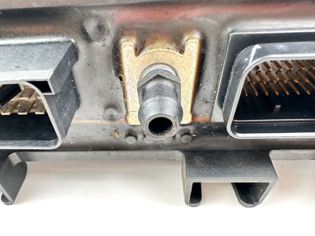 2008 Evinrude 250HP Etec 2 Stroke Engine Control Unit ECU 0586982 OEM