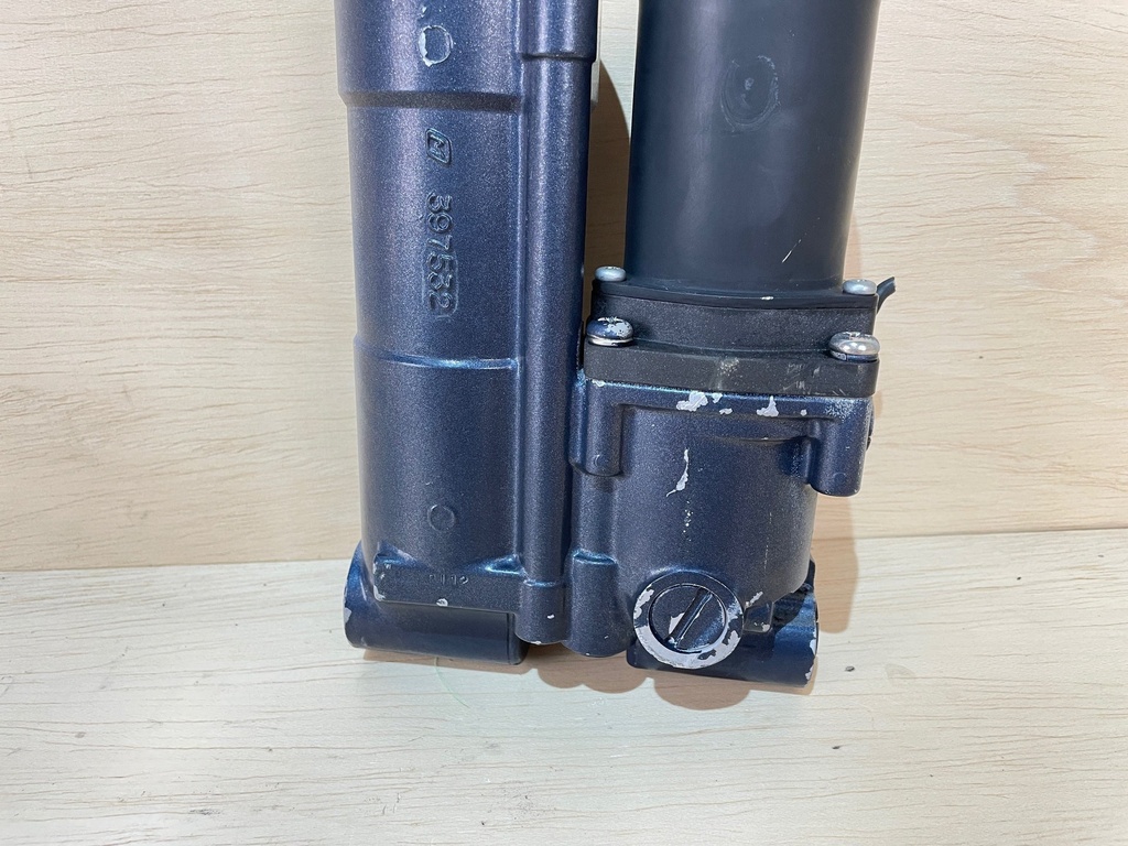 Johnson Evinrude 40HP 50 HP Power Trim & Tilt Unit 0438135 - For Repair