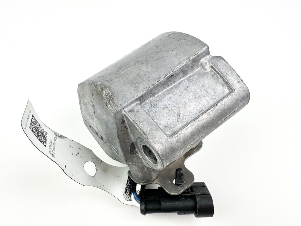 2008 Evinrude 250 HP 2 Stroke Etec Port Side Fuel Injector 5007585 OEM