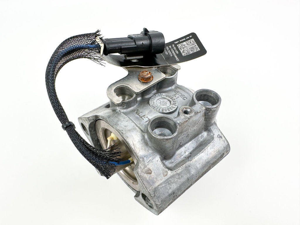 2008 Evinrude 250 HP 2 Stroke Etec Starboard Side Fuel Injector 5007586 OEM